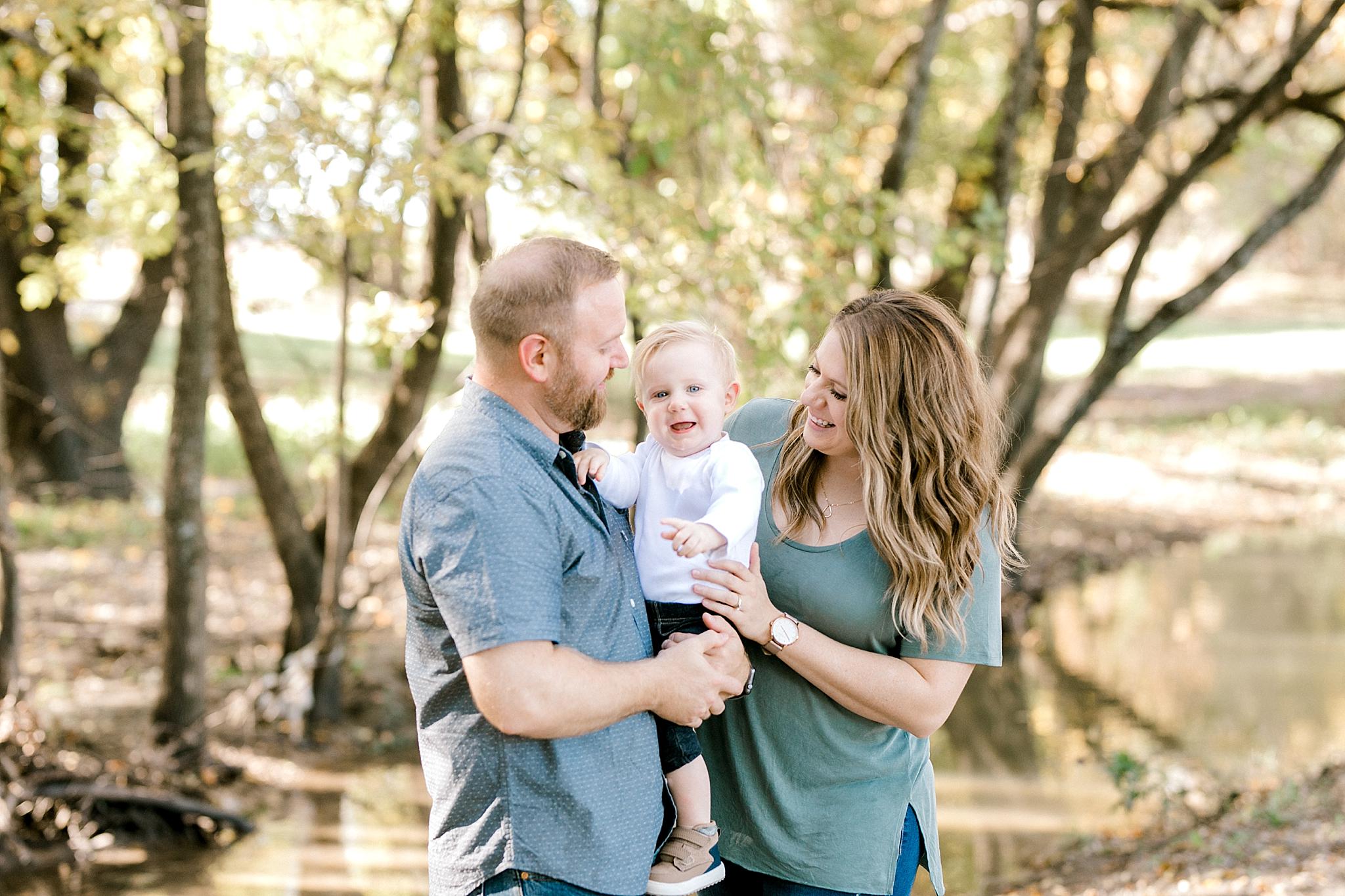 Parker, barn, family, mini session